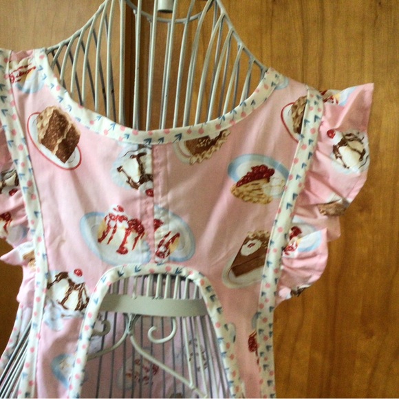 Vintage style apron - Picture 6 of 6